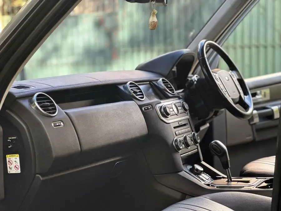 2011 Land Rover Discovery 4 HSE Mint Condition