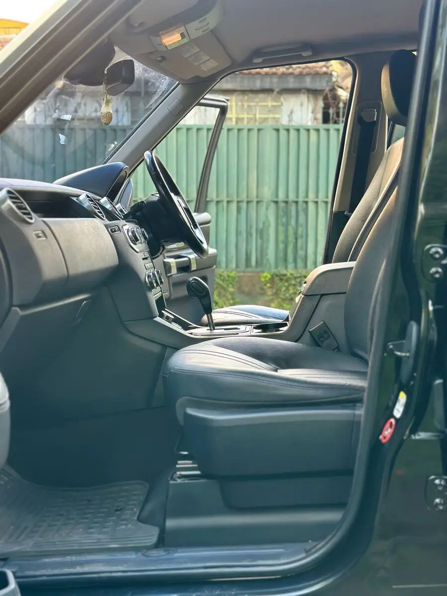 2011 Land Rover Discovery 4 HSE Mint Condition