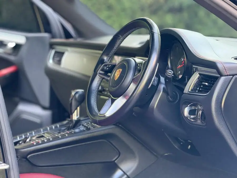 2018 Porsche Macan GTS Fully loaded