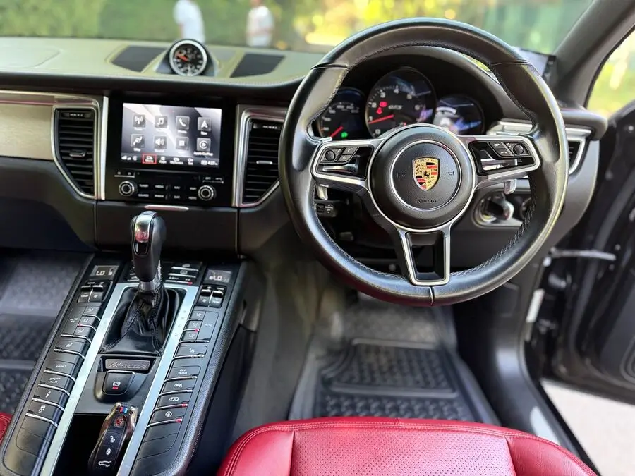 2018 Porsche Macan GTS Fully loaded
