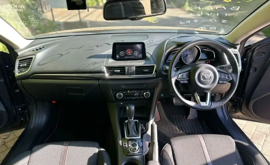 2019 Mazda Axela