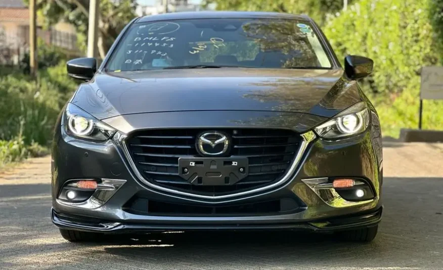 2019 Mazda Axela