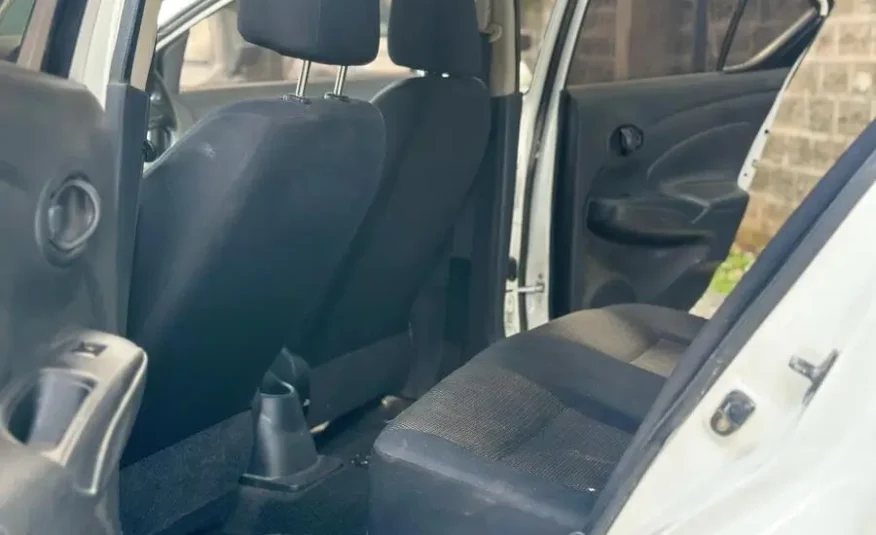 2015 Nissan Latio