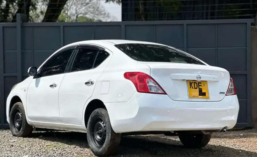 2015 Nissan Latio