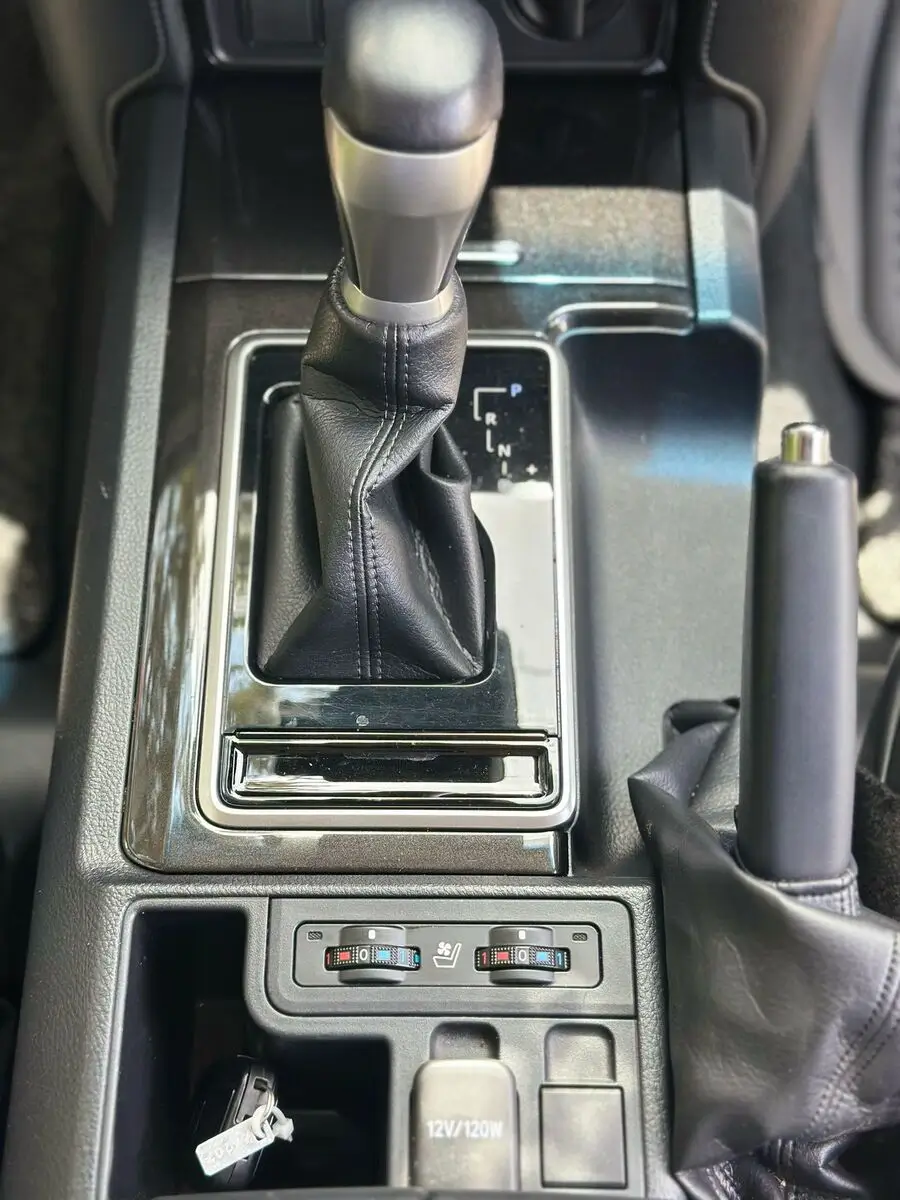 2020 Toyota Landcruiser Prado TRD Offroad Sunroof