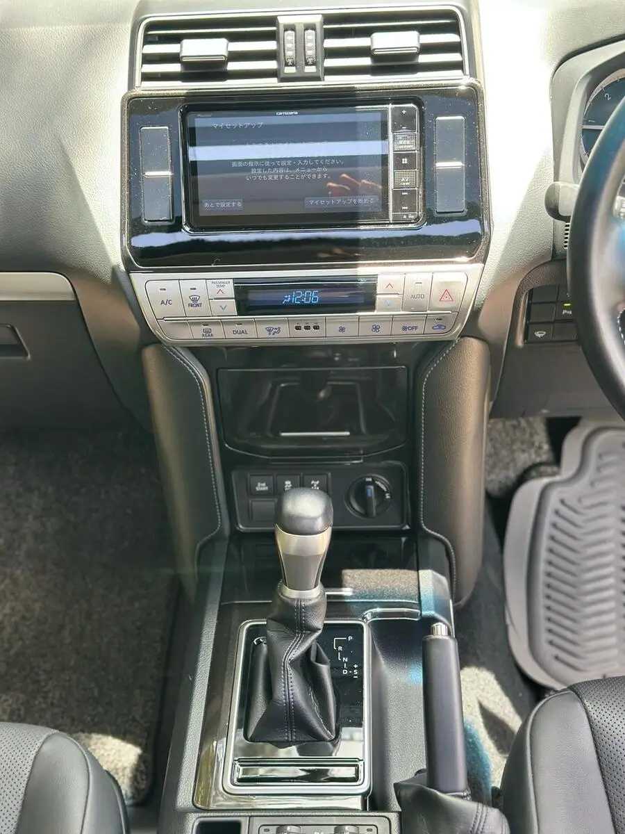 2020 Toyota Landcruiser Prado TRD Offroad Sunroof