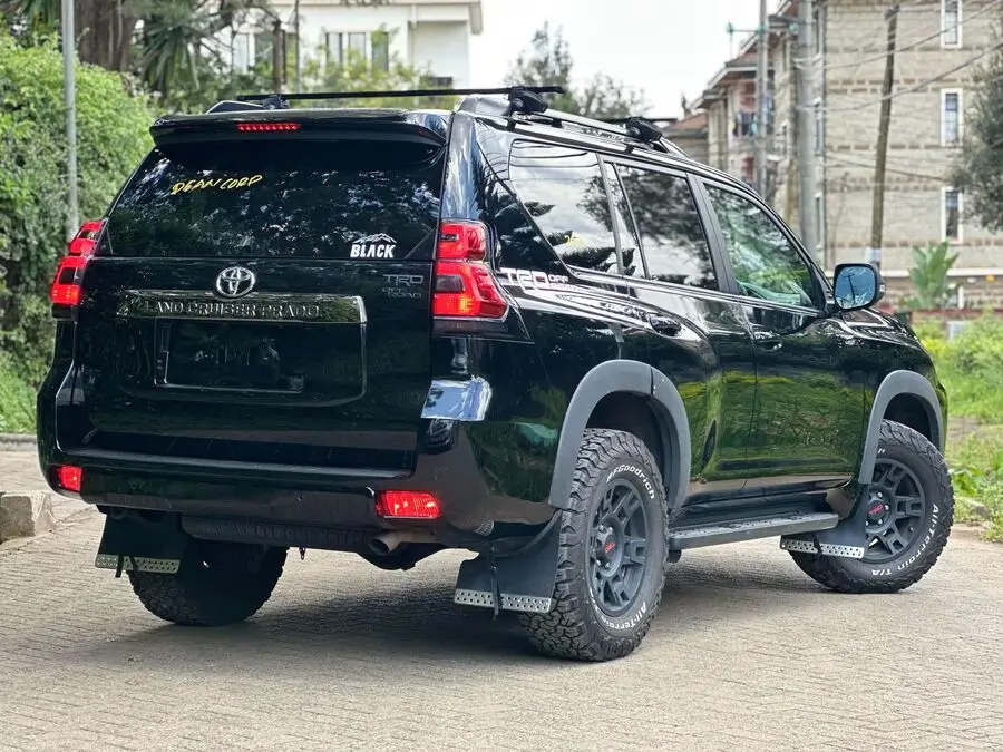 2020 Toyota Landcruiser Prado TRD Offroad Sunroof