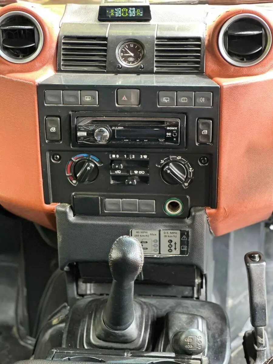 2009 Landrover Defender Mint Condition