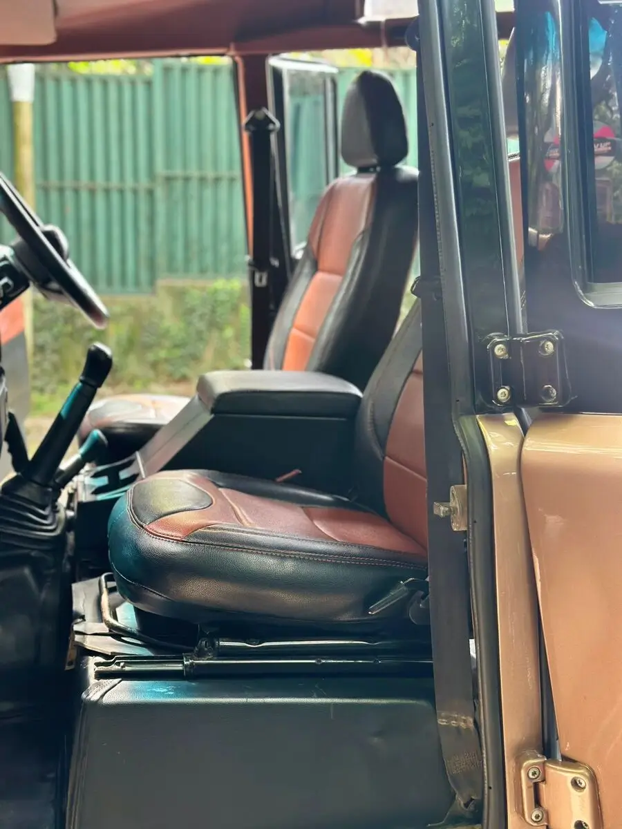 2009 Landrover Defender Mint Condition