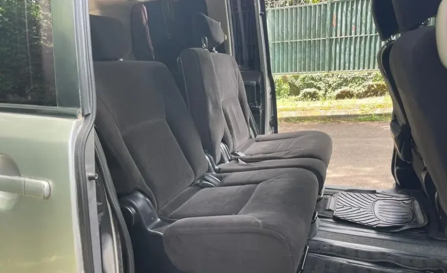 2010 Nissan Serena Mint Condition