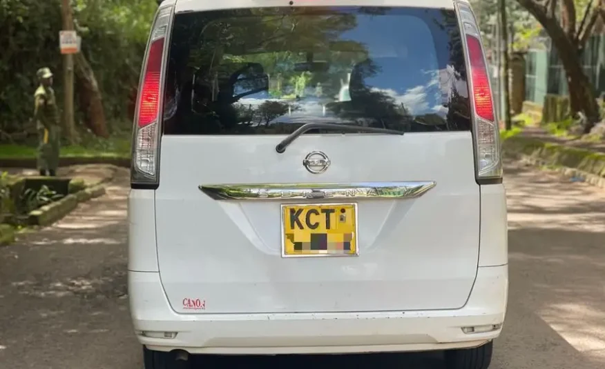 2010 Nissan Serena Mint Condition