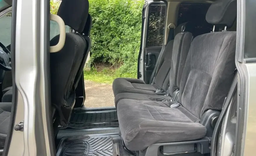 2010 Nissan Serena Mint Condition