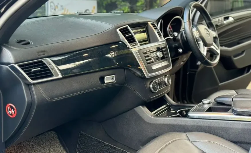 2015 Mercedes Benz ML350 4matic Sunroof
