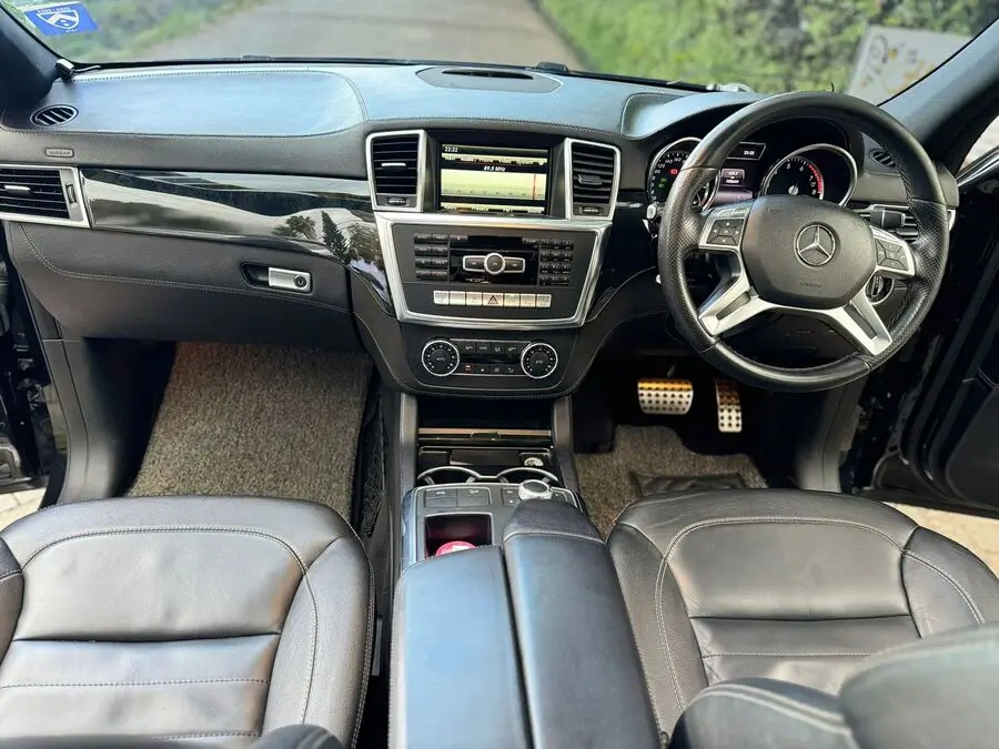 2015 Mercedes Benz ML350 4matic Sunroof