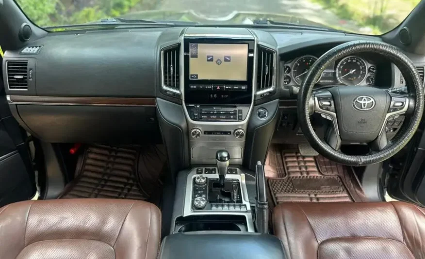 2015 TOYOTA LANDCRUISER ZX