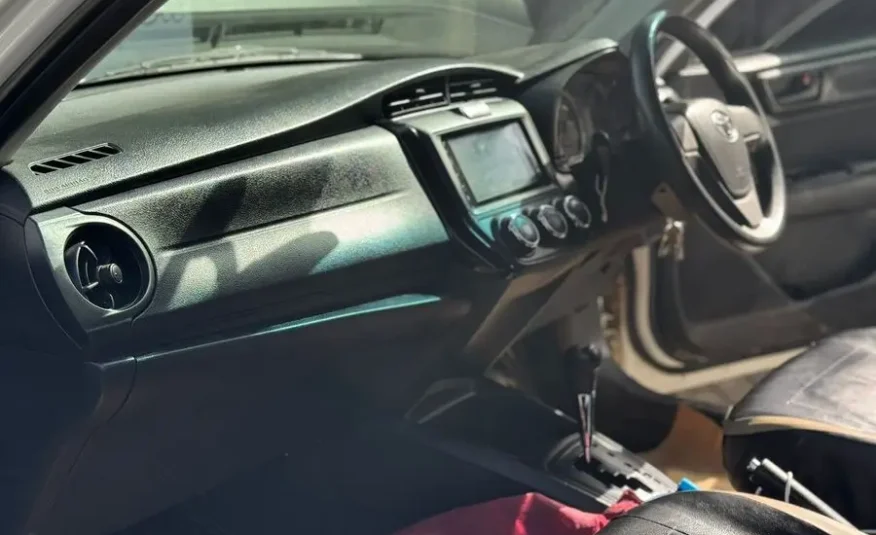2015 Toyota Axio