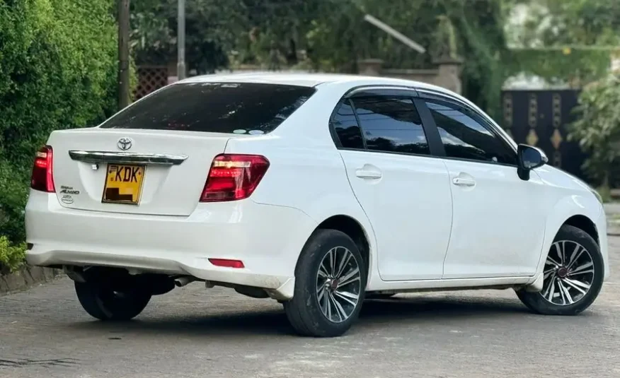 2015 Toyota Axio