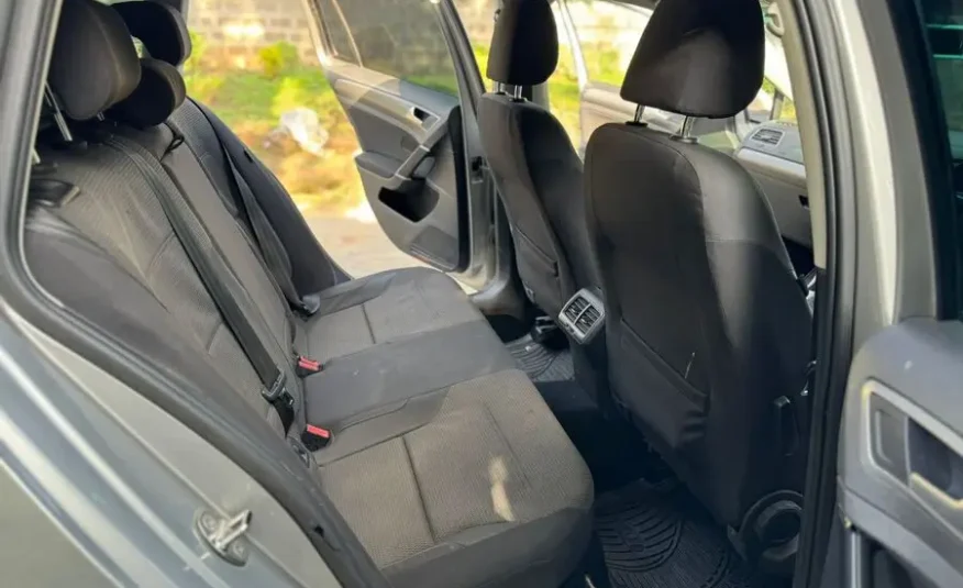 2015 Volkswagen Golf Variant Mint Condition