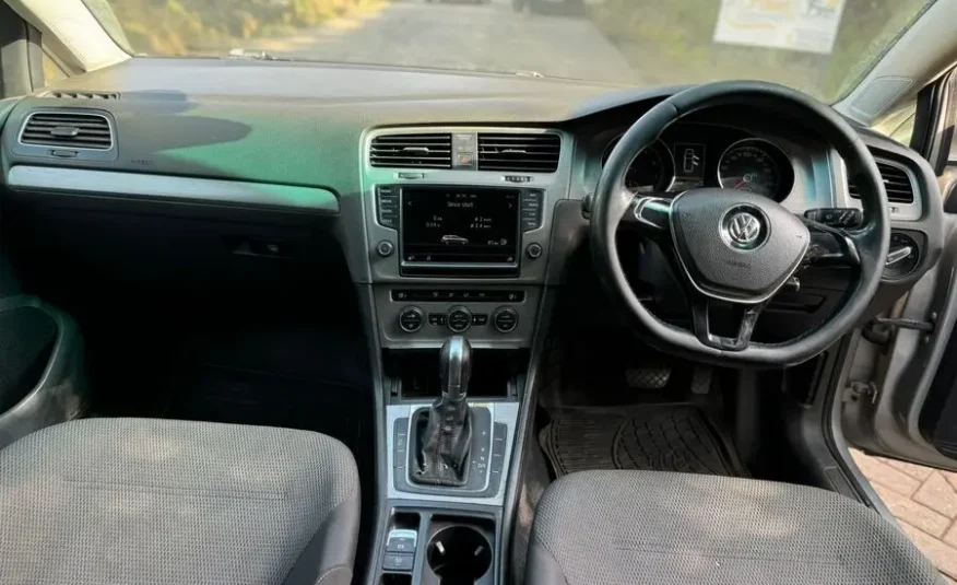 2015 Volkswagen Golf Variant Mint Condition