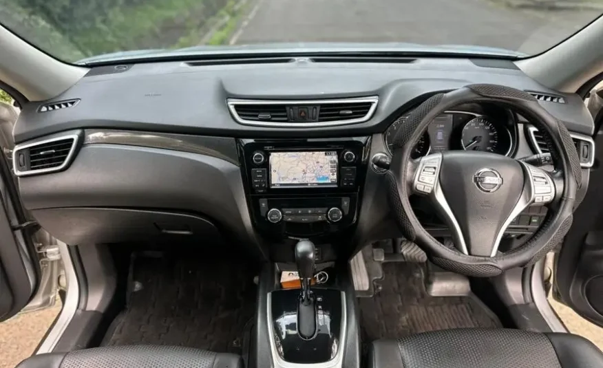 2016 Nissan X-Trail Hybrid Mint Condition