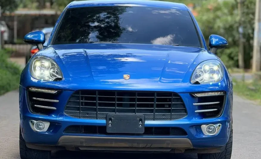 2016 Porsche Macan S