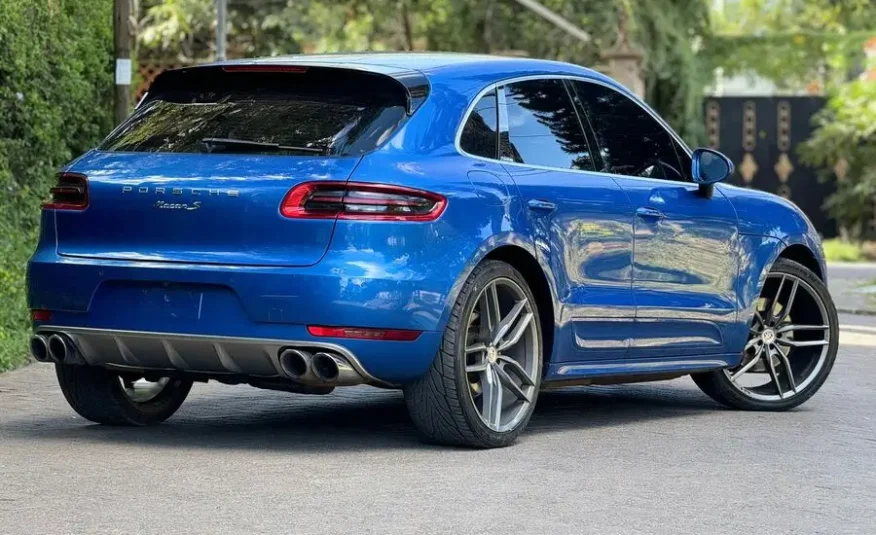 2016 Porsche Macan S