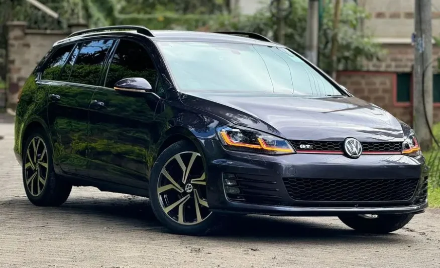 2016 Volkswagen Golf Variant Mint Condition
