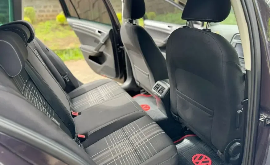 2016 Volkswagen Golf Variant Mint Condition