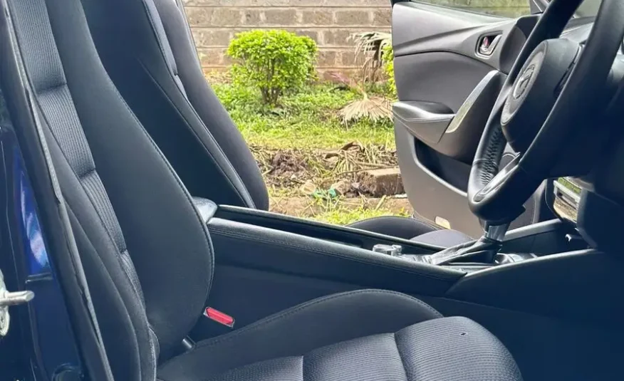 2017 Mazda Atenza