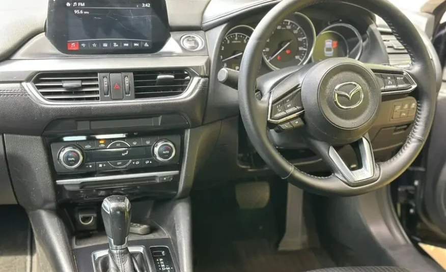 2017 Mazda Atenza