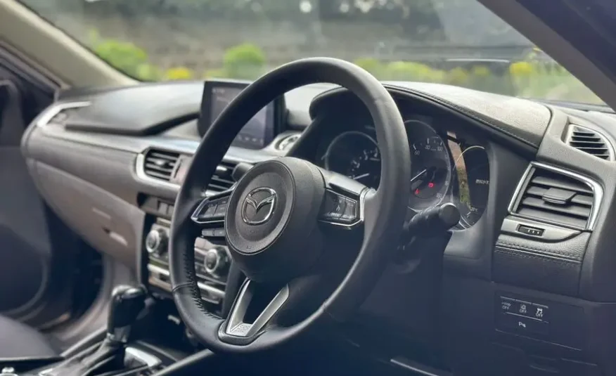 2017 Mazda Atenza