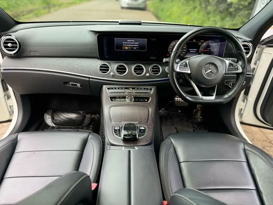 2017 Mercedes Benz E220D Sunroof
