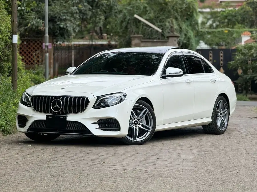 2017 Mercedes Benz E220D Sunroof