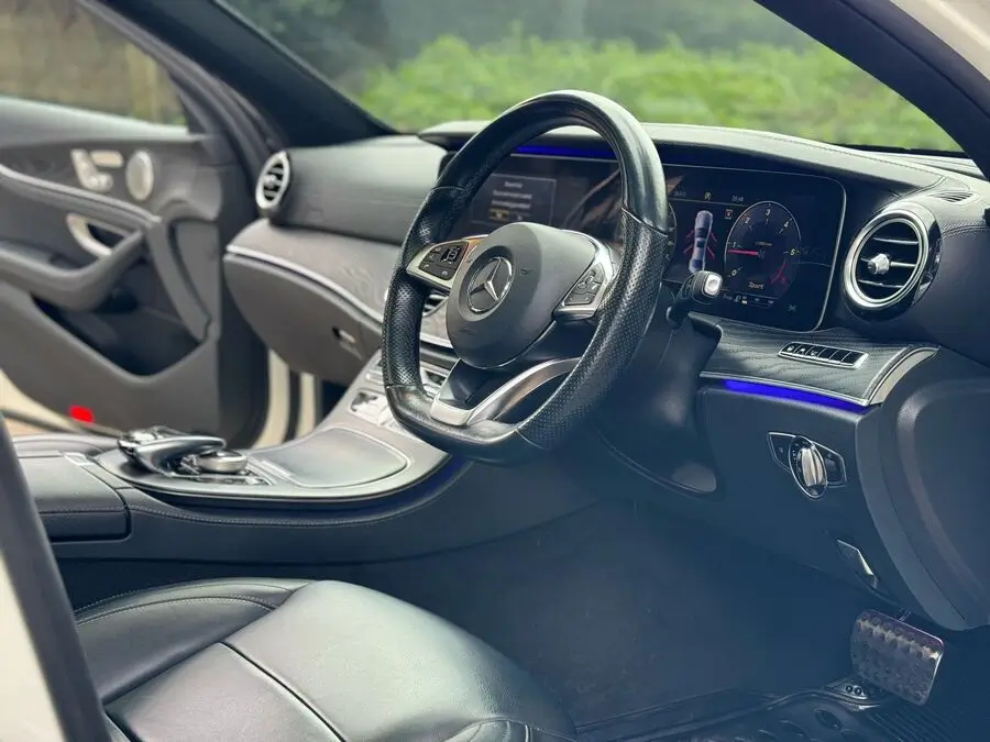 2017 Mercedes Benz E220D Sunroof