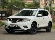 2017 Nissan Xtrail Hybrid SunrooF
