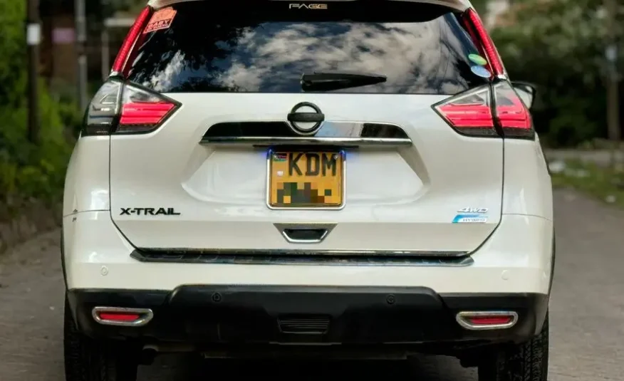 2017 Nissan Xtrail Hybrid SunrooF
