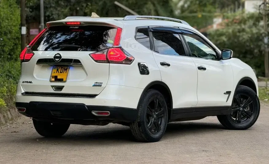 2017 Nissan Xtrail Hybrid SunrooF