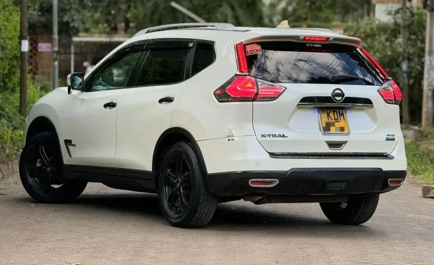 2017 Nissan Xtrail Hybrid SunrooF