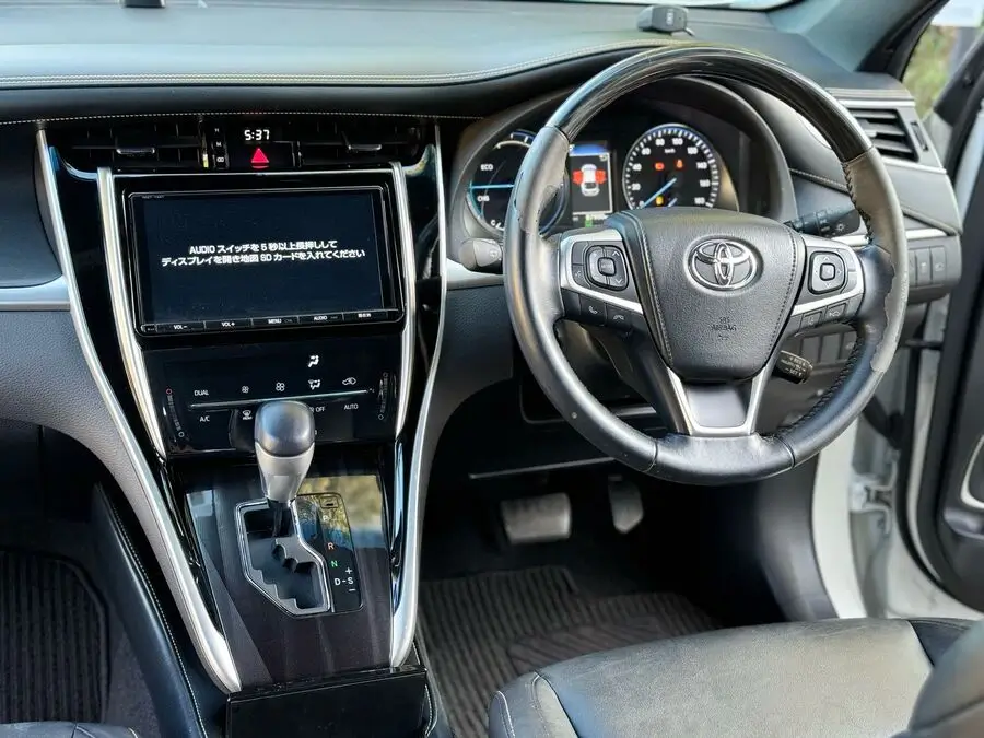 2017 Toyota Harrier Hybrid