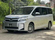 2017 Toyota Voxy