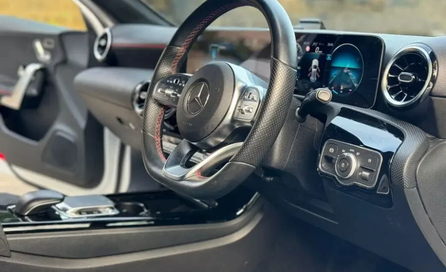 2018 Mercedes Benz A180