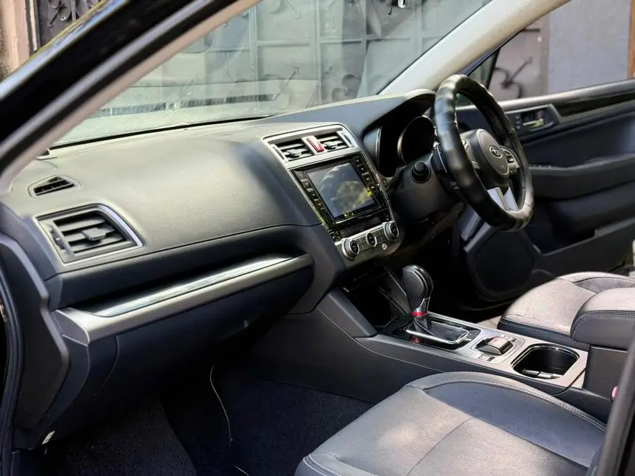 2018 Subaru Legacy B4 Sunroof