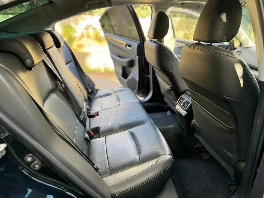 2018 Subaru Legacy B4 Sunroof