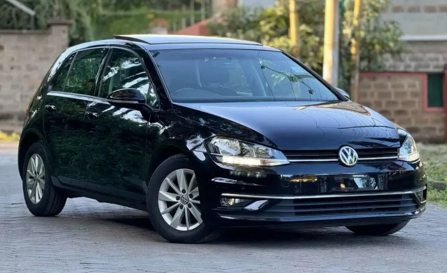 2018 Volkswagen Golf 230 TSI Sunroof