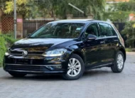 2018 Volkswagen Golf 230 TSI Sunroof