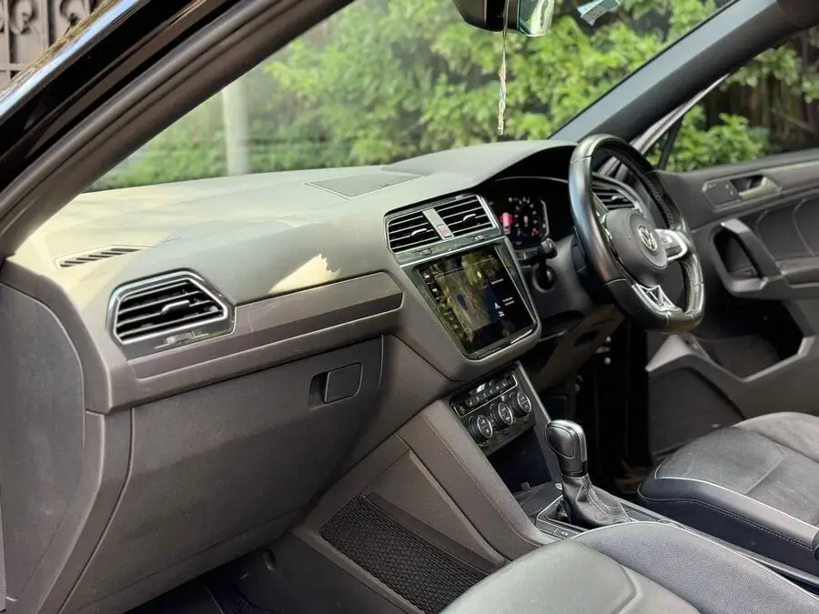 2020 Volkswagen Tiguan 2.0 R Line