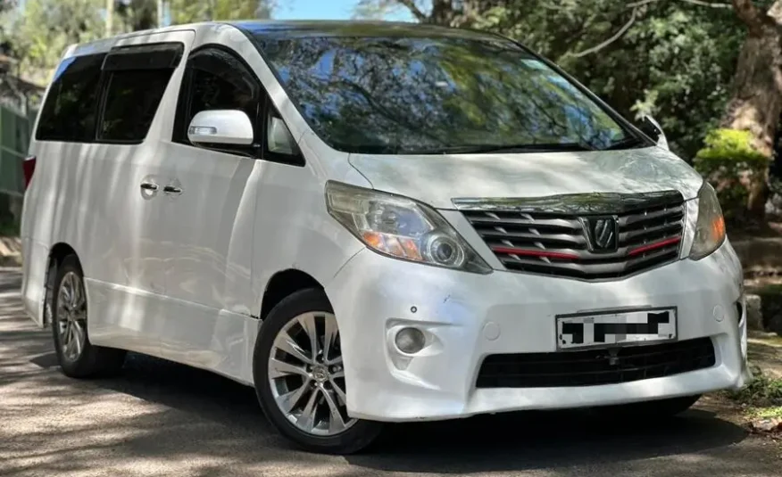 2012 Toyota Alphard