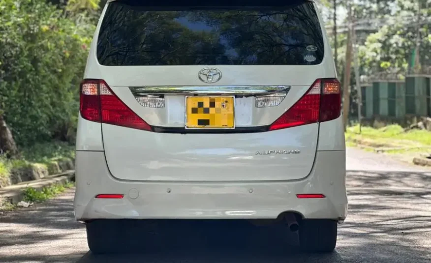 2012 Toyota Alphard