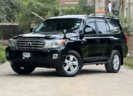 2012 Toyota Landcruiser V8 ZX Mint Condition