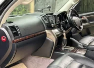 2012 Toyota Landcruiser V8 ZX Mint Condition